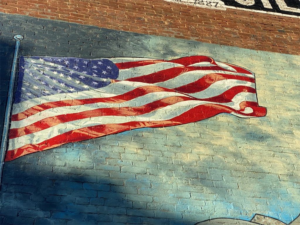 American flag mural, Versailles Kentucky